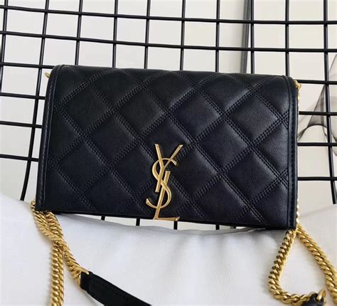 Saint Laurent Becky Chain Wallet Quilted 